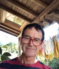 Встретьте Мужчинa : Robert, 74 лет до Франция  Saint Cirgues 